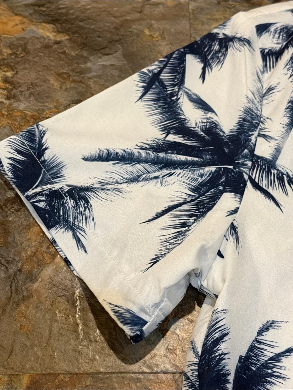 Boys youth size 13 Short-Sleeve Palm Print Shirt - White/Navy